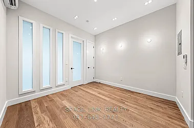 249 Montrose Avenue, #2L