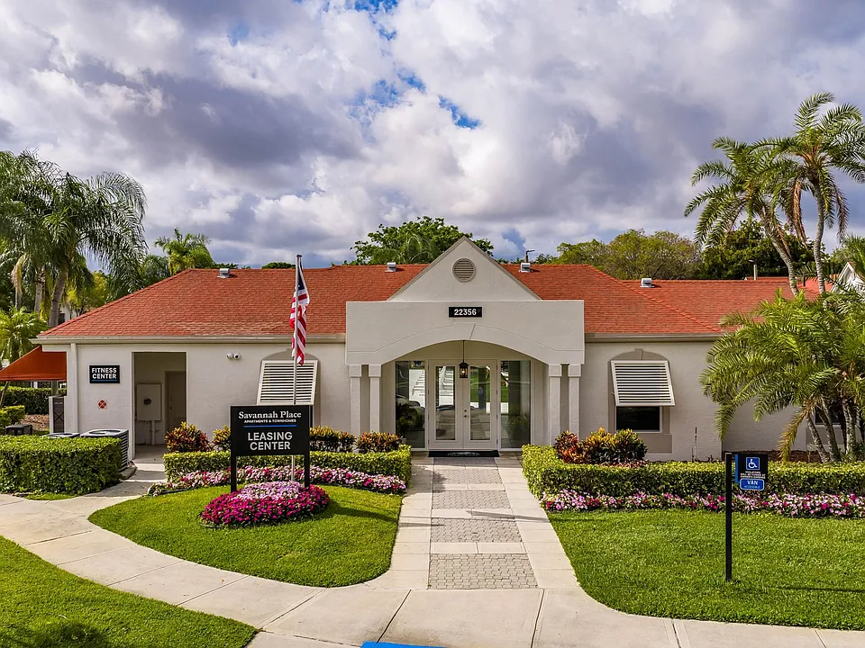 Savannah Place Apartments