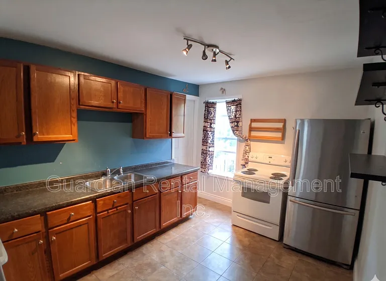 108 Banning St #2 — Photo 1