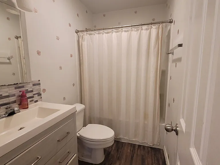 701 E Pinecrest Dr — Photo 7