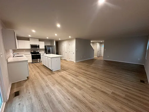 2080 Shoeshine Ave #3A Photo 1 2080 Shoeshine Ave #3A Photo 1
