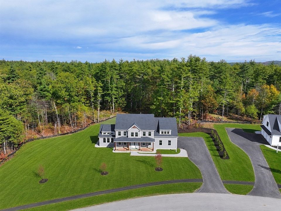 1st image of 15 Hayes Woods Ln