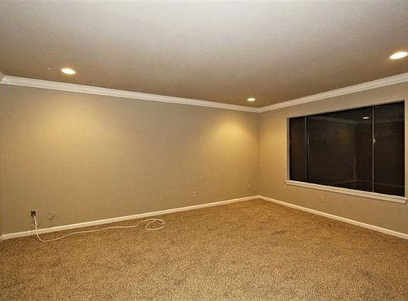 5th image of 248 N Fordham Ave