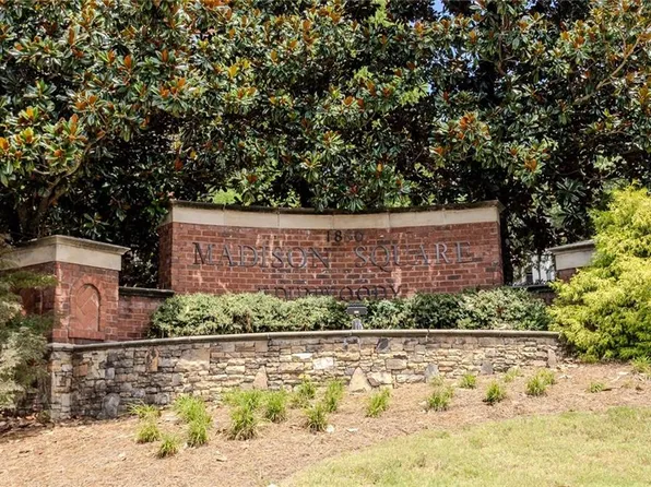 1850 Cotillion Dr, Dunwoody, GA