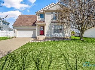 2177 Woods Hole Rd, Perrysburg, OH 43551
