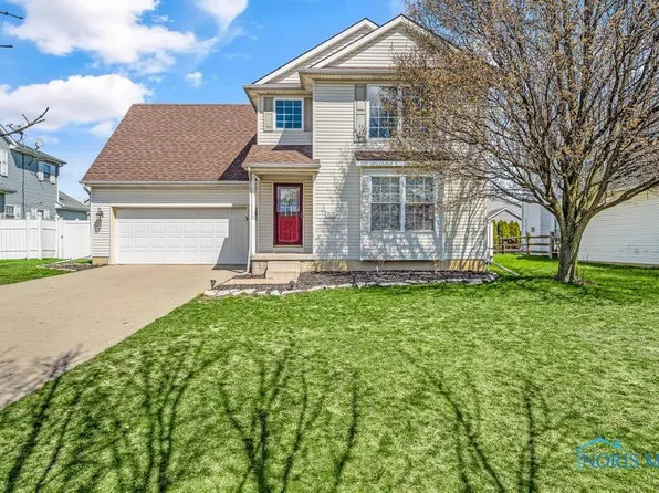 2177 Woods Hole Rd, Perrysburg, OH 43551