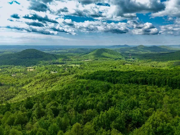 337 Goat House Rd, Lambsburg, VA 24351