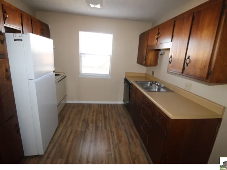 304 Erby Ave #A — Photo 24