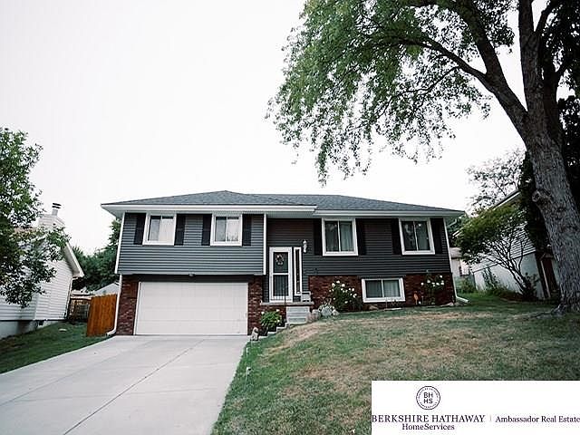 1st image of 2205 Coventry Dr