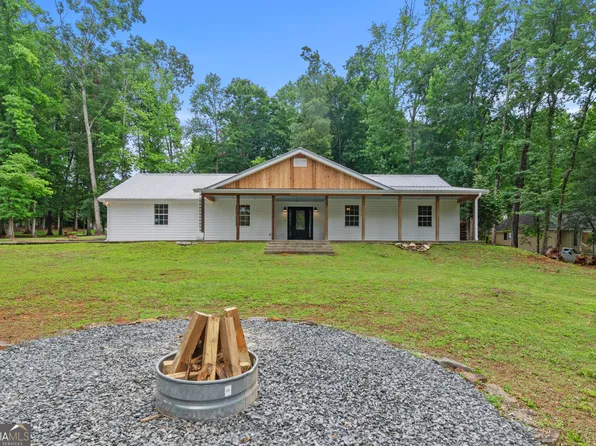 40 Robertson Rd, Dawsonville, GA 30534