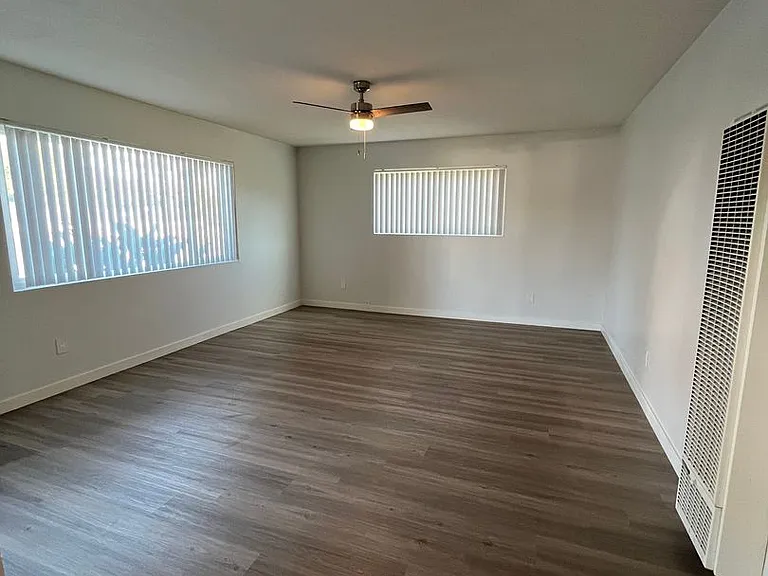 333 Lansing Circle — Photo 21