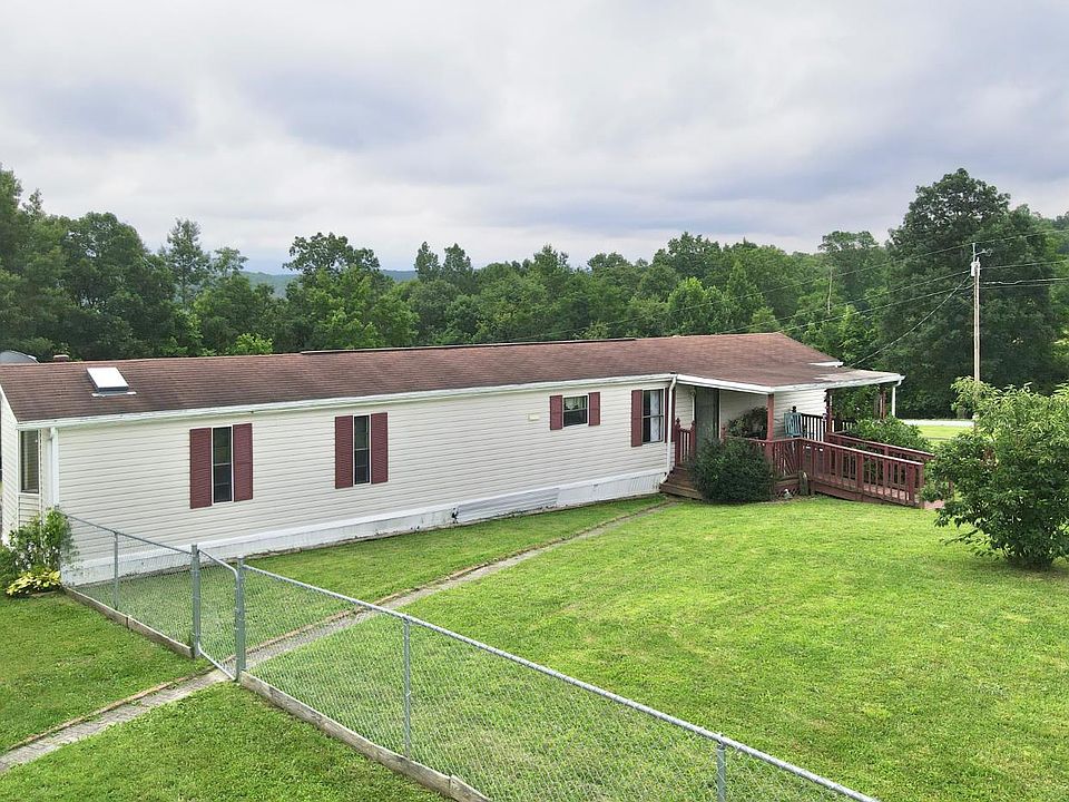 16th image of 745 Holly Hill Rd