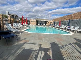 17490 Meandering Way APT 401, Dallas, TX 75252