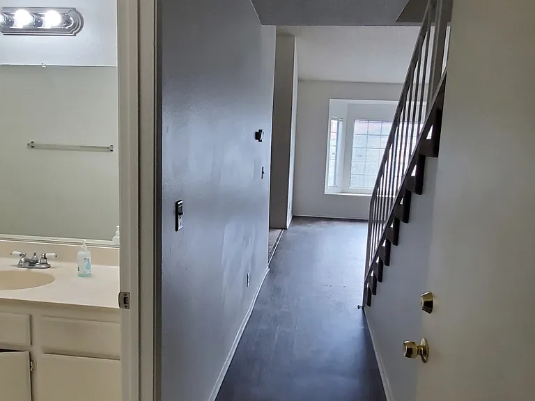 1839 E Avenue J10 #1 — Photo 4