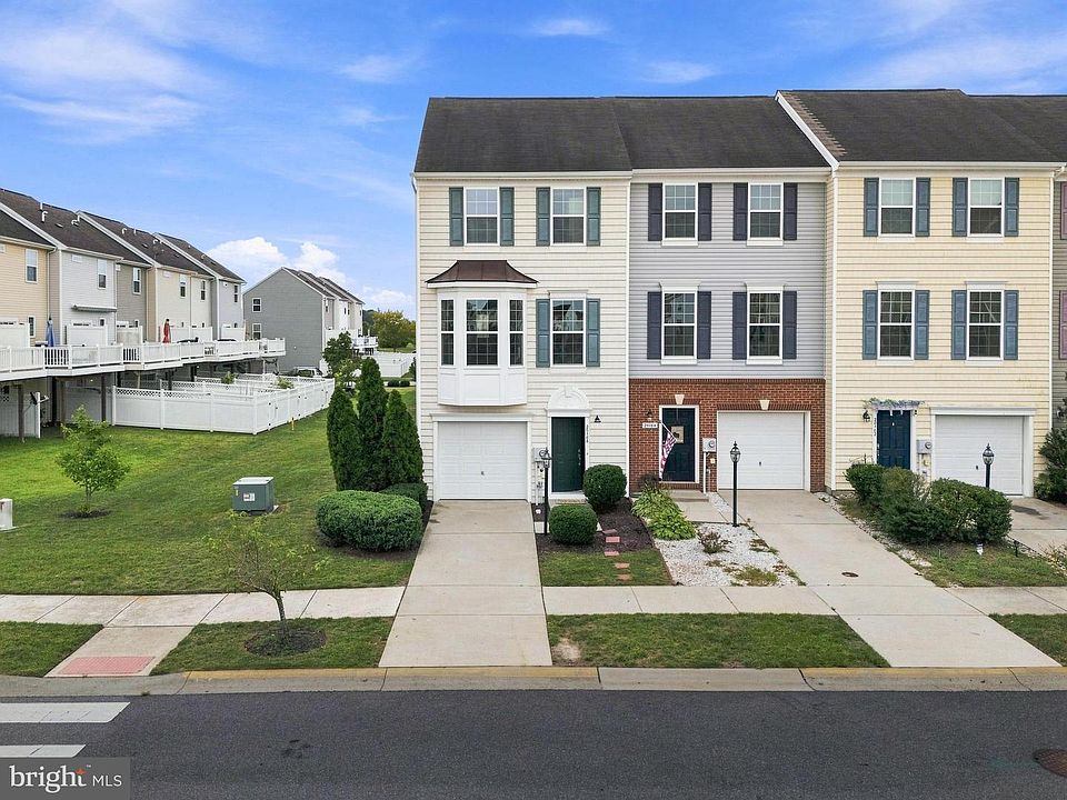 1st image of 20186 Whitaker Way