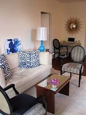 Rented by Luxus Manhattan Realty | media 22