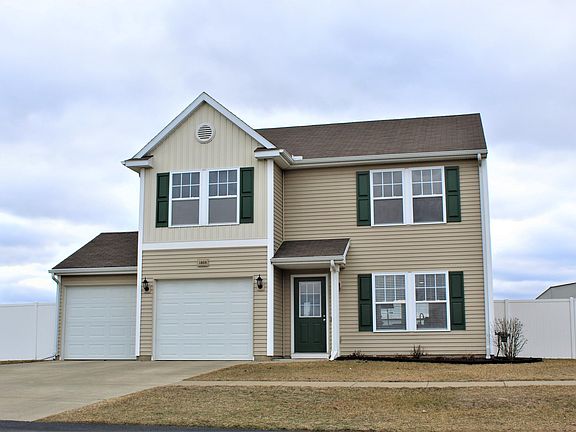 2nd image of 1809 Whitewater St