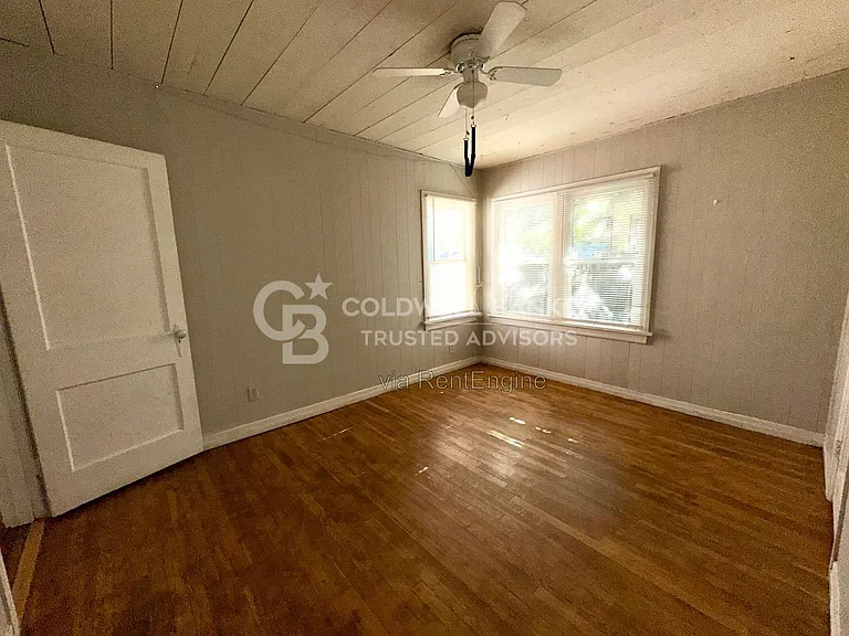 3012 22nd St — Photo 7