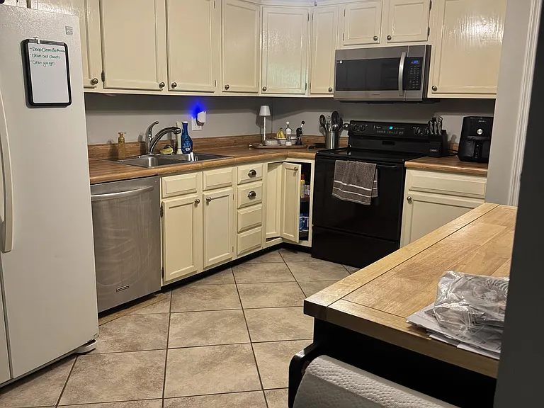 11609 Mountain View Rd — Photo 5