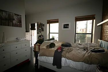 Rented by Harlem Lofts