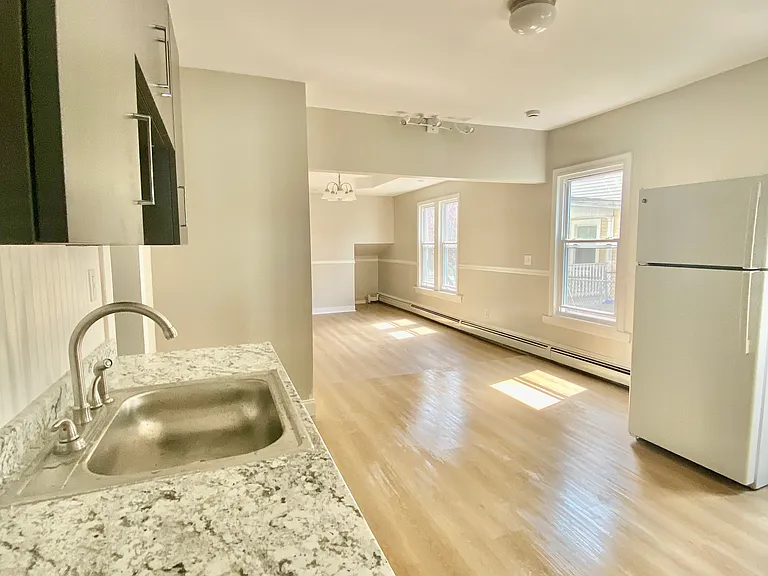 30 Shultas Pl — Photo 4