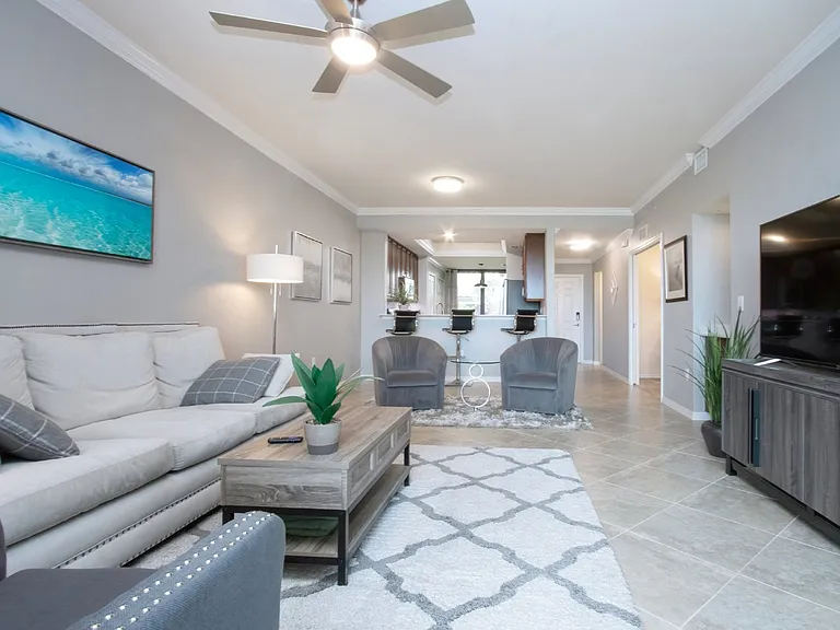 5548 Palmer Cir #102 — Photo 28
