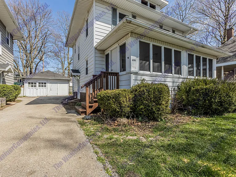 606 W White St — Photo 8