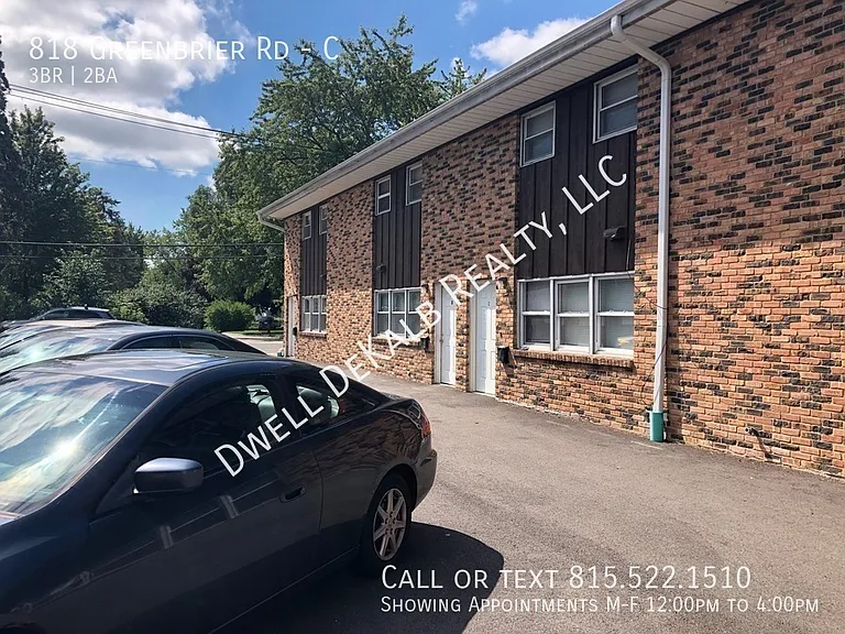 818 Greenbrier Rd #C — Photo 1