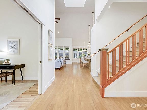 4th image of 4770 Willamette Street
