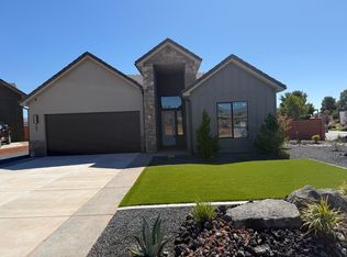 565 S Harmony Cir, Ivins, UT 84738