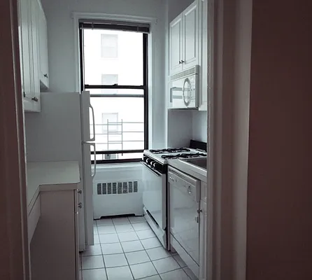 Rented by AJ Clarke | media 32