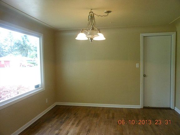 4th image of 4721 16th Ave SE