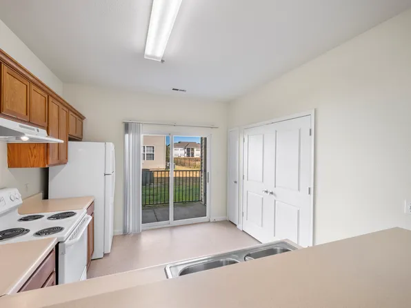 The Reserve at Norton Shores, 1523 Norton Shores Ln #F37be2f26, Muskegon, MI 49444