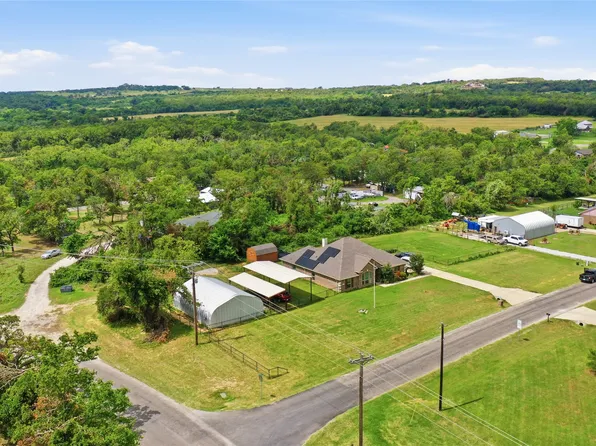 101 Hampton Ln, Springtown, TX 76082