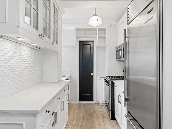 3rd image of 16 Park Ave #15B