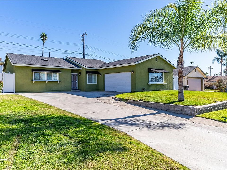 1st image of 5443 Golondrina Dr