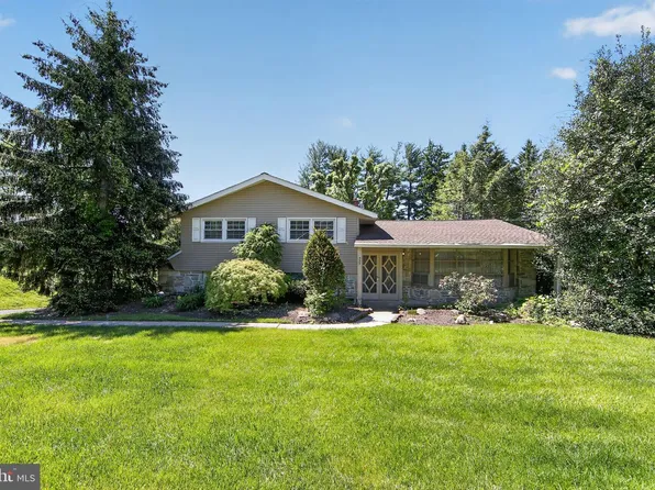 533 Martin Ln, Dresher, PA 19025