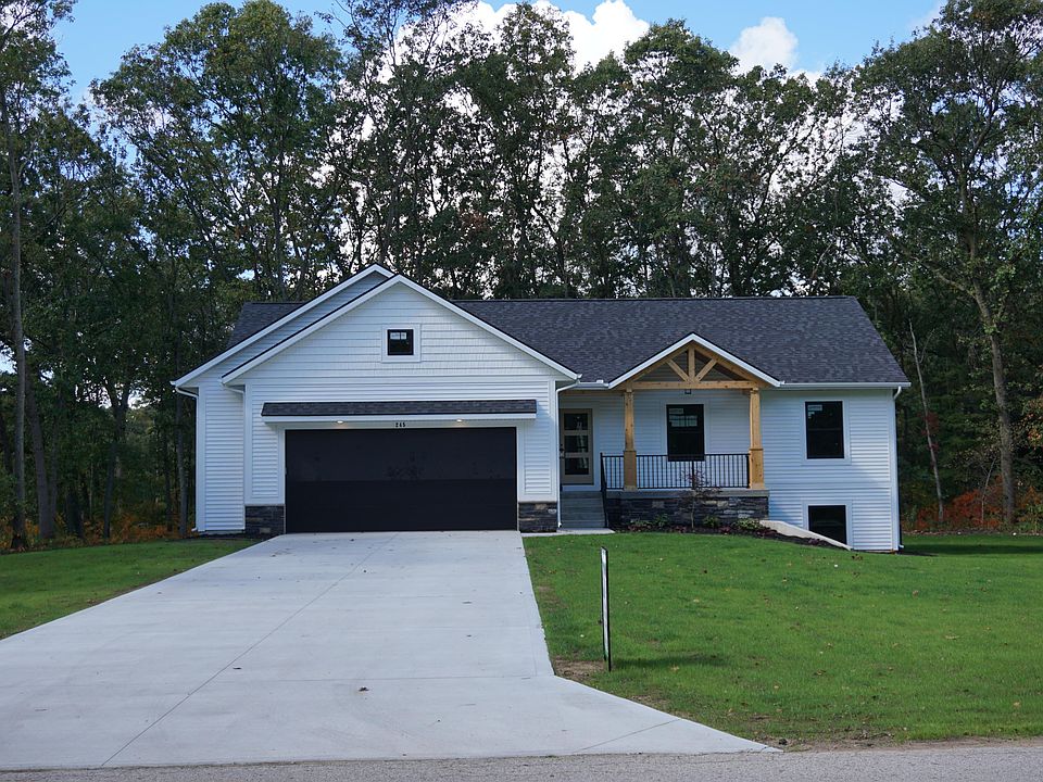 1st image of 245 W Towering Oaks Cir