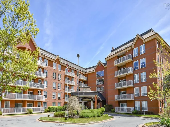 50 Nelsons Landing Blvd #416, Halifax, NS B4A 4K3