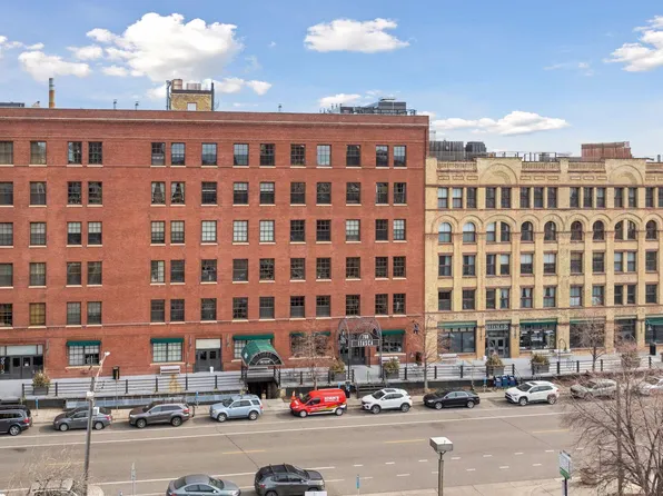 702 N 1st St #412, Minneapolis, MN 55401