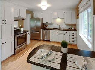 9209 NE 183rd St, Bothell, WA 98011