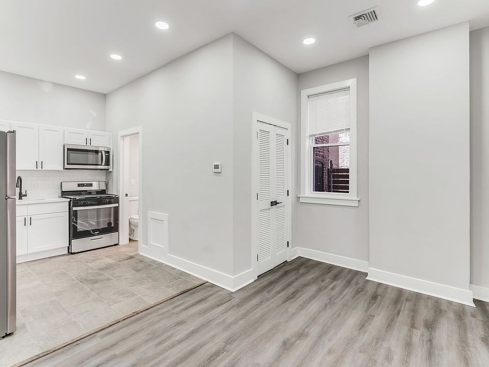 1st image of 1514 Green St APT 1F