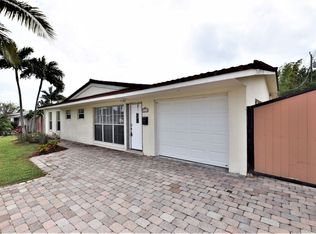 1122 W Camino Real, Boca Raton, FL 33486