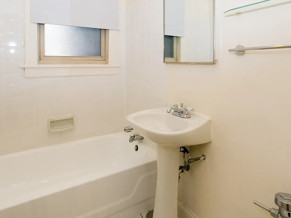 Full Bath
