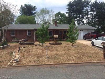 306 Sweetbriar Dr, Lexington, NC, 27295