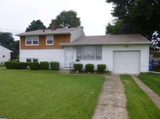 3162 Richlieu Rd, Bensalem, PA 19020