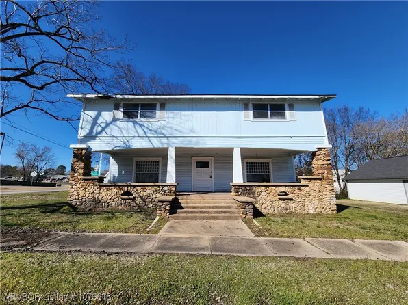 614 W River St, Ozark, AR 72949