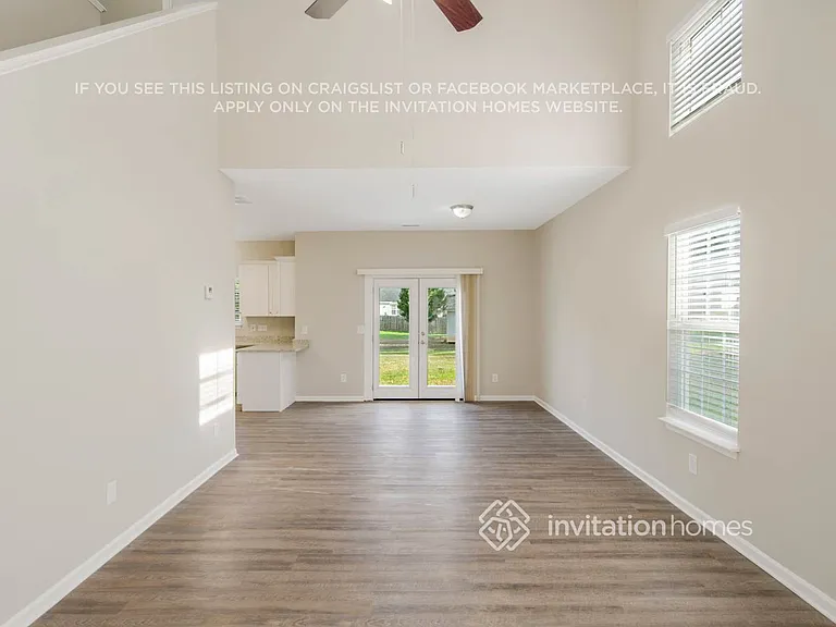 3732 Bullard St — Photo 7