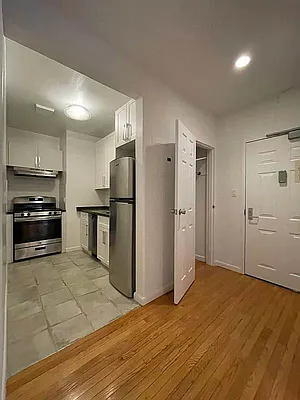 Rented by Voro NYC | media 18