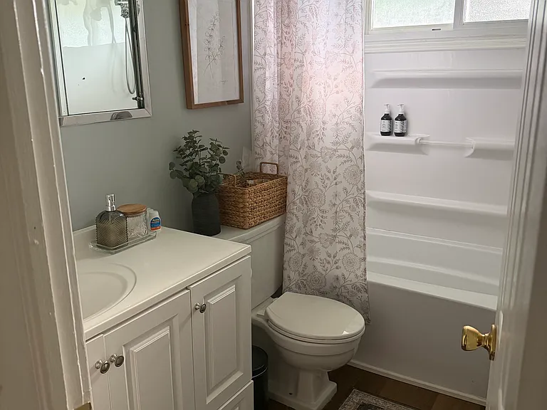 2221 Lynnwood Dr — Photo 10